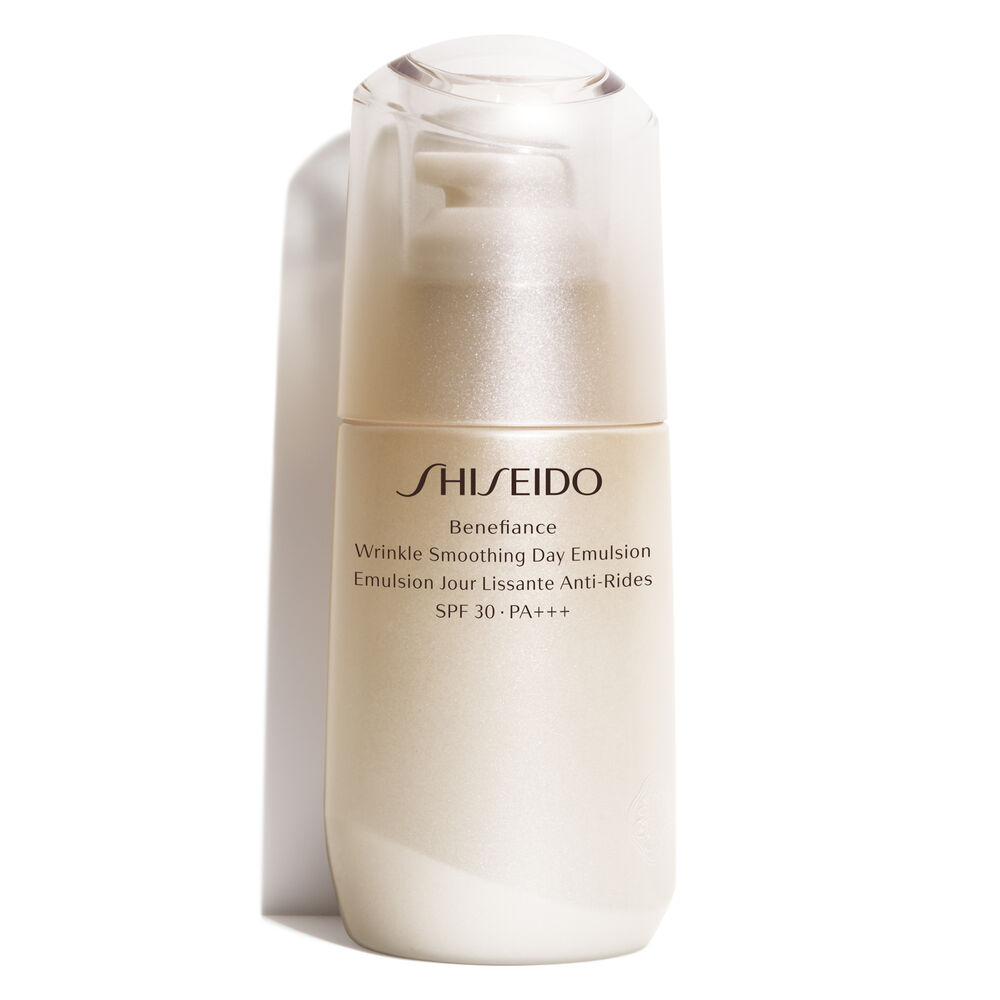 Shiseido Benefiance Wrinkle Smoothing Day Emulsion SPF30 PA+++